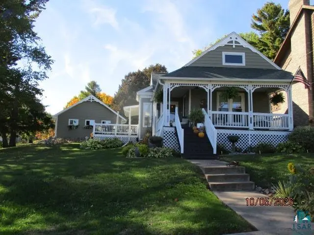 409 Front St, Bayfield, WI 54814