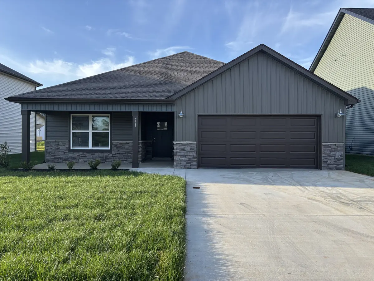 771 Emma Dean Dr, Clarksville, TN 37042