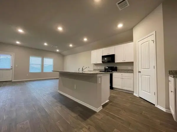 5805 Xene DR, Austin, TX 78724