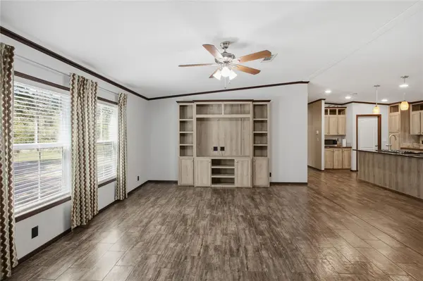 251 Smith RD, Bastrop, TX 78602