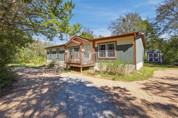 251 Smith RD, Bastrop, TX 78602