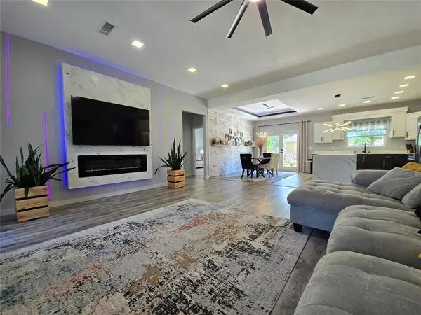 109 Kipapa CT, Bastrop, TX 78602