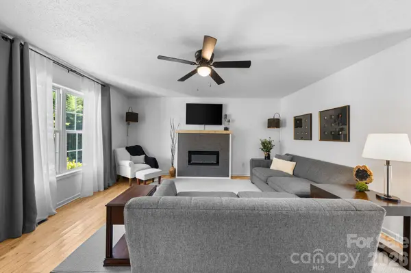 237 Scotts Creek RD, Statesville, NC 28625