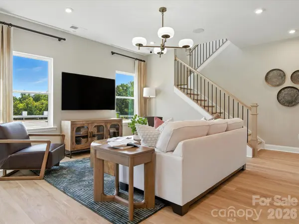 425 Nash ST, Fort Mill, SC 29715