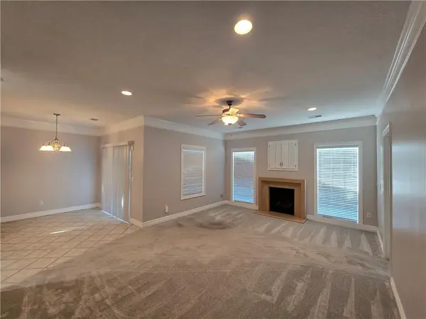 2701 NE Sonora Valley DR, Blue Springs, MO 64014