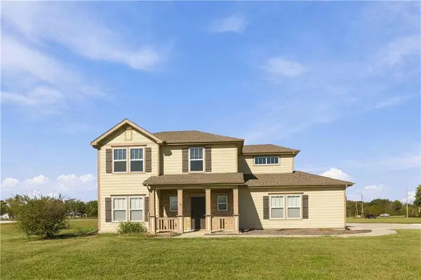 1494 N 989 RD, Lawrence, KS 66046