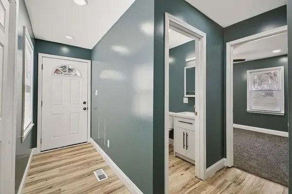 411 S 25th ST, St Joseph, MO 64501