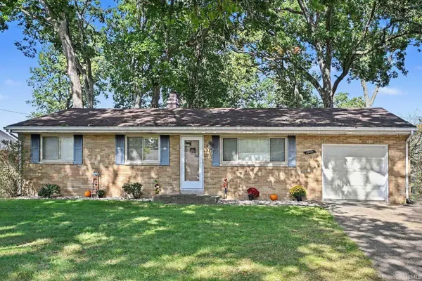 19401 Haviland DR, South Bend, IN 46637-2040