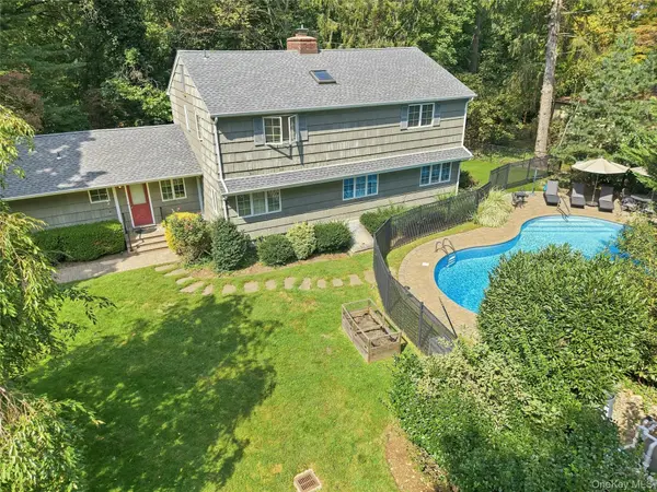 214 Norwood AVE, Northport, NY 11768