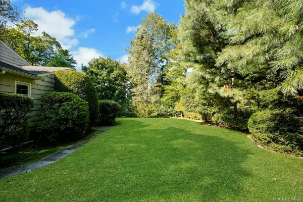 258 Evandale RD, Scarsdale, NY 10583