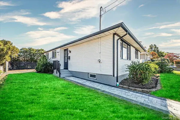 53 N 1st, Deer Park, NY 11729