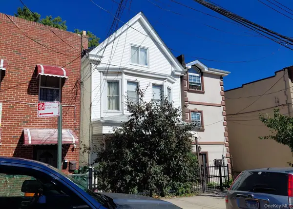 1019 E 217th ST, Bronx, NY 10469