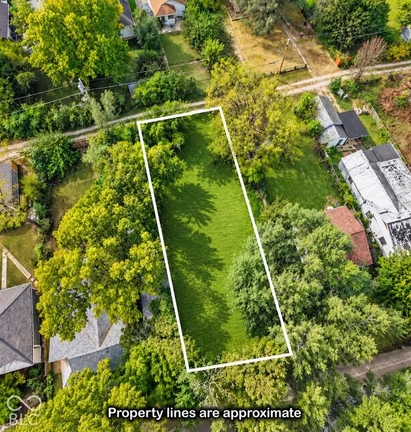 3438 Kinnear AVE, Indianapolis, IN 46218