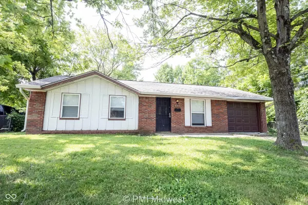 9313 Rochelle DR, Indianapolis, IN 46235