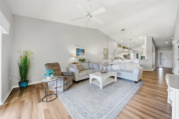 5231 MAHOGANY RUN AVE #321, Sarasota, FL 34241