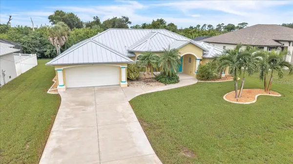 12 TOURNAMENT RD, Rotonda West, FL 33947