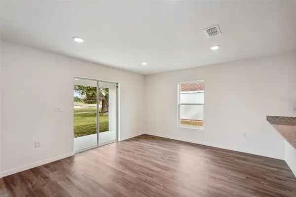 12058 PEMBROOKE AVE, Weeki Wachee, FL 34614