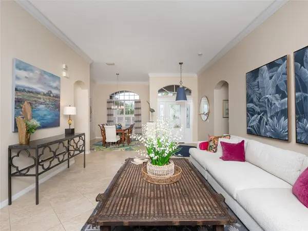 872 CLEAR LAKE DR, Englewood, FL 34223