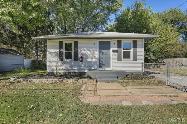 701 Victory DR, Collinsville, IL 62234