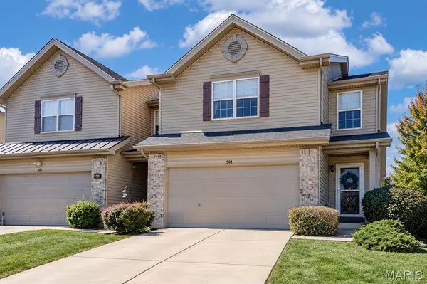 501 Country Circle DR, Lake St Louis, MO 63367