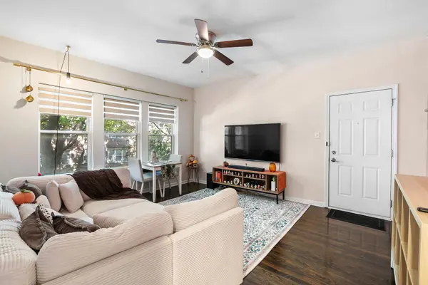 4857 N Lawndale AVE #202, Chicago, IL 60625