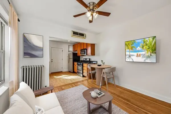 3257 W Olive AVE #3, Chicago, IL 60659