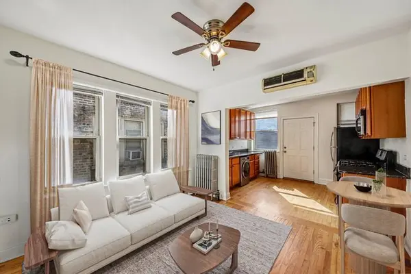 3257 W Olive AVE #3, Chicago, IL 60659
