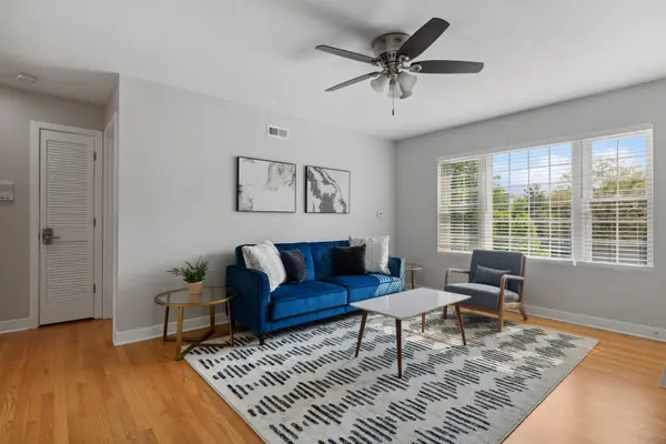 136 Ridge AVE #2, Evanston, IL 60202