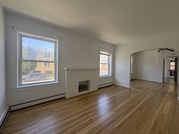 4705 N Long AVE #1N, Chicago, IL 60630
