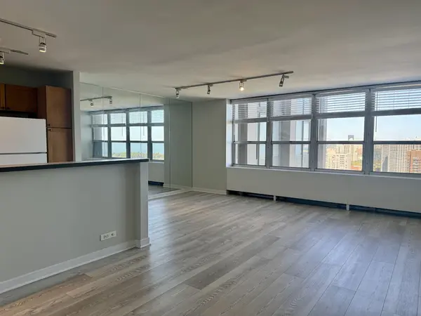 655 W Irving Park RD #2808, Chicago, IL 60613