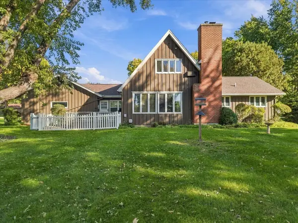 1401 E 28th ST, Sterling, IL 61081