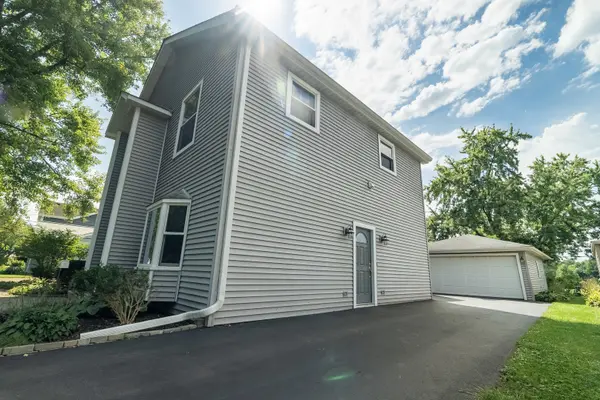 3305 Pheasant DR, Rolling Meadows, IL 60008