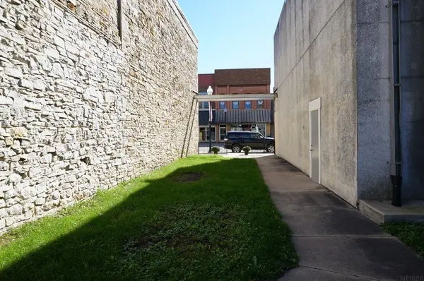 213 N Main ST, Charles City, IA 50616