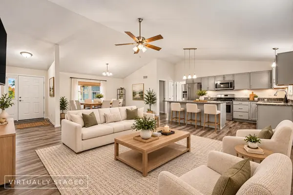 285 Apple Grove Lane, Valparaiso, IN 46385