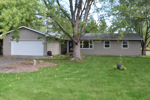 18555 147th ST NW, Elk River, MN 55330