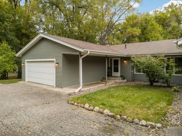 6775 W 192nd AVE, Eden Prairie, MN 55346