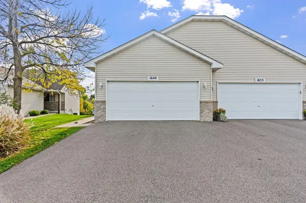 1649 Lakeridge WAY, Waconia, MN 55387