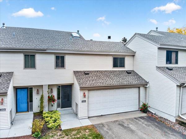 5424 Sanibel DR, Minnetonka, MN 55343