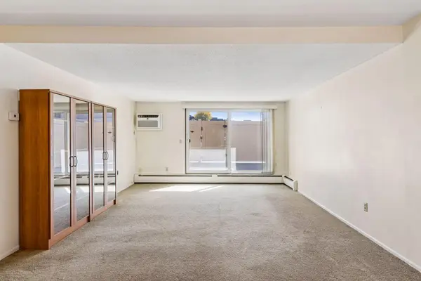 4820 Park Commons DR #118, Saint Louis Park, MN 55416