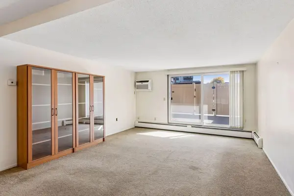 4820 Park Commons DR #118, Saint Louis Park, MN 55416