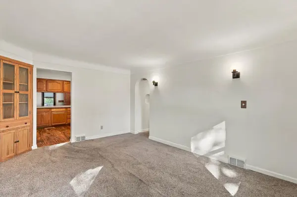 1049 Gorman AVE, West Saint Paul, MN 55118