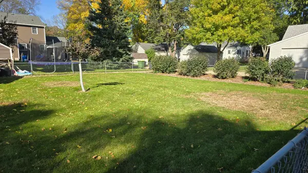 405 E Marshall ST, Marshall, MN 56258