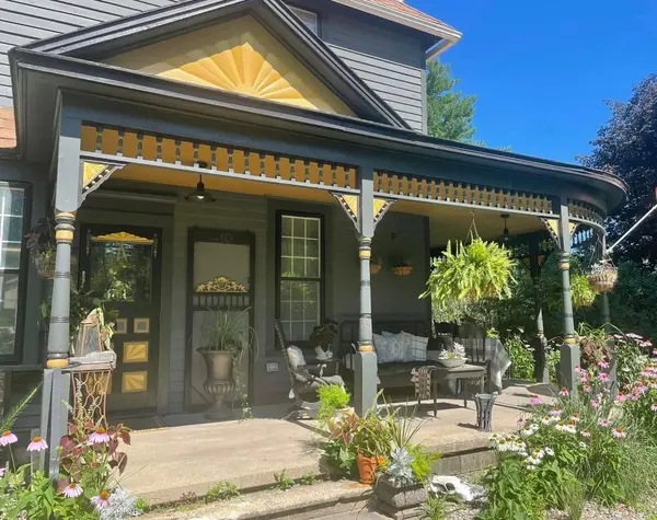 410 1st AVE SE, Glenville, MN 56036