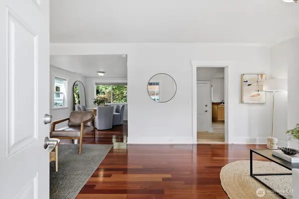 626 W Emerson ST, Seattle, WA 98119