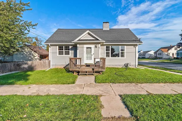 1821 S 18TH ST, Manitowoc, WI 54220