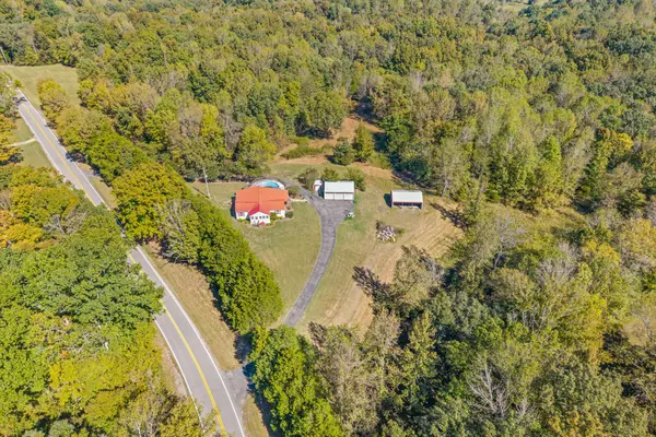 4245 Tarsus Rd, Palmyra, TN 37142