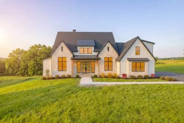 2 Santa Fe Pike, Santa Fe, TN 38482