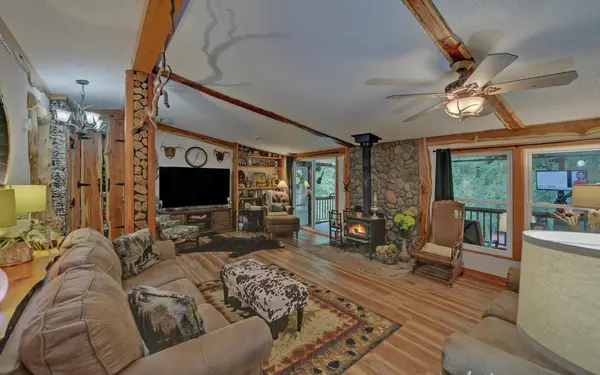 120 Covington Cv, Murphy, NC 28906