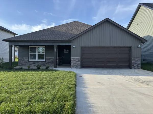 771 Emma Dean Dr, Clarksville, TN 37042