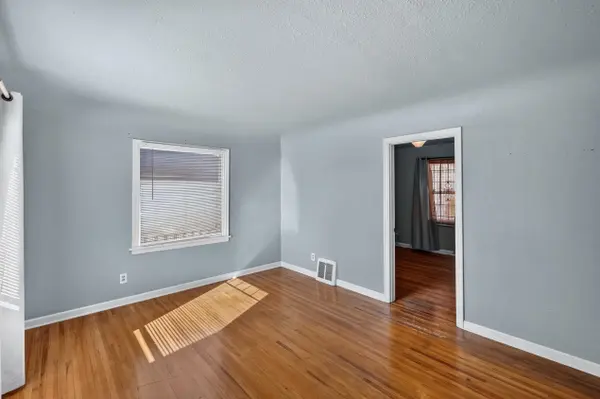 2911 E Hoffman Ave, Spokane, WA 99207